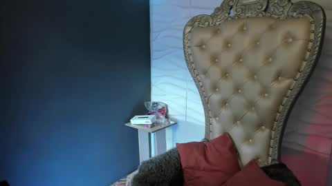 Layla online show from 03.16.26