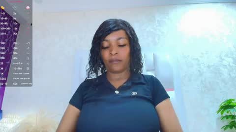 Snapshot of layla_lell chatting on 04.11.26 L A Y L A online show from 04.11.26