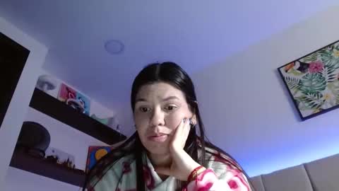 Lia and Rachel online show from 12.21.25