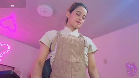 laylafoxy_tay online show from 10.17.25