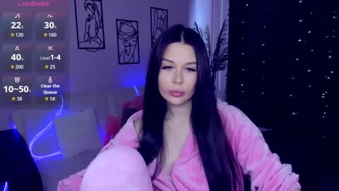 Snapshot of laylagreat chatting on 09.29.25 laylagreat online show from 09.29.25