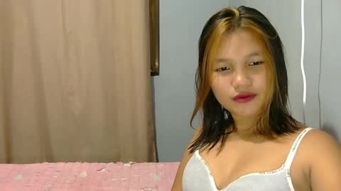 Nimfa online show from 05.04.26