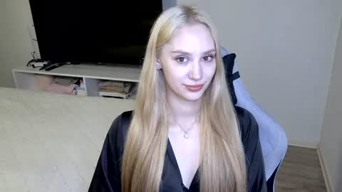 Snapshot of laylapretty001 chatting on 07.13.26 LaylaPretty001 online show from 07.13.26