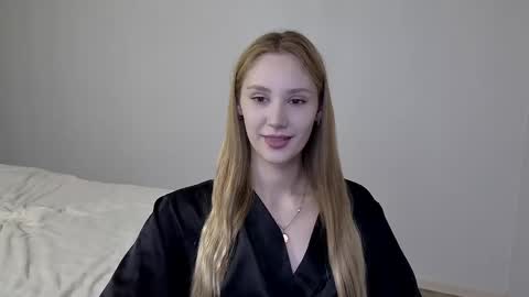 Snapshot of laylla001 chatting on 12.04.24 Laylla001 online show from 12.04.24