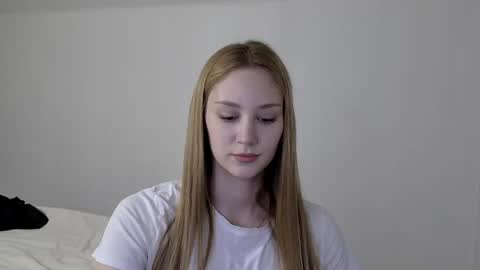 Snapshot of laylla001 chatting on 12.05.24 Laylla001 online show from 12.05.24