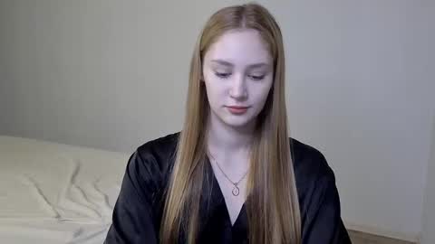 Snapshot of laylla001 chatting on 01.02.25 Laylla001 online show from 01.02.25