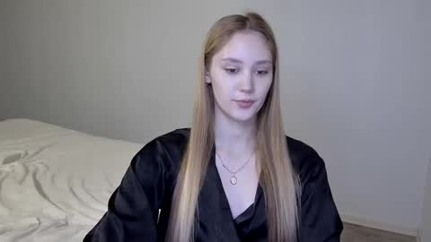 Snapshot of laylla001 chatting on 01.07.25 Laylla001 online show from 01.07.25