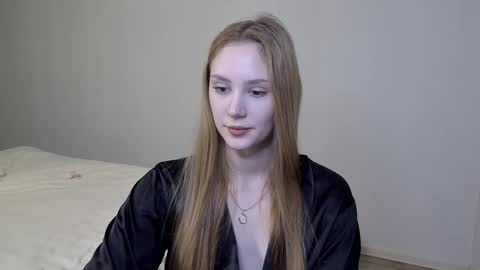 Snapshot of laylla001 chatting on 01.08.25 Laylla001 online show from 01.08.25