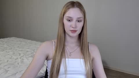 Snapshot of laylla001 chatting on 01.15.25 Laylla001 online show from 01.15.25