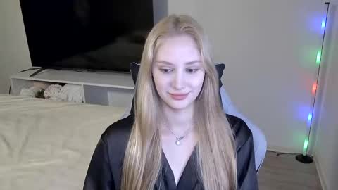 Snapshot of laylla001 chatting on 02.23.26 Laylla001 online show from 02.23.26