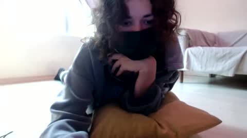 Snapshot of lazzy4ngel chatting on 01.16.25 lazzy4ngel online show from 01.16.25