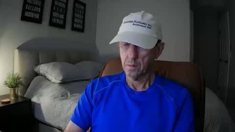 Snapshot of ldrunner2 chatting on 09.13.25 LD online show from 09.13.25