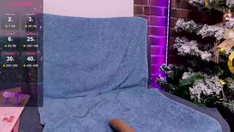 lea_loon online show from 12.29.24