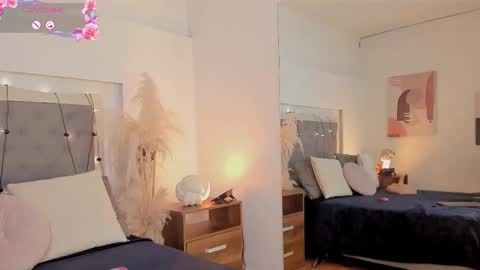 Snapshot of lea_walkerr chatting on 02.04.26 lea_walkerr online show from 02.04.26