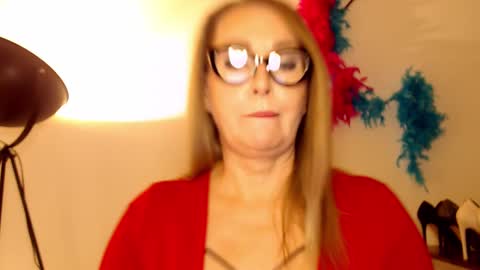 Snapshot of leadesire chatting on 01.13.25 LEA online show from 01.13.25