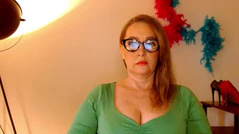 Snapshot of leadesire chatting on 02.17.25 LEA online show from 02.17.25