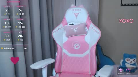 Snapshot of leah__gotty chatting on 11.29.25 Leah Gotty online show from 11.29.25