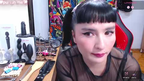 Snapshot of leah__smtith chatting on 05.15.26 leah online show from 05.15.26