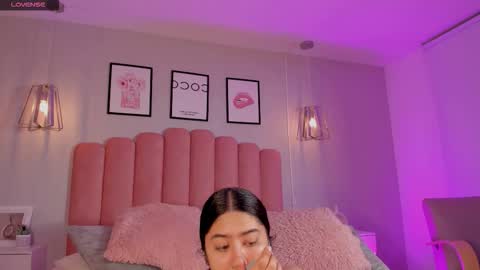 Leah online show from 11.28.25