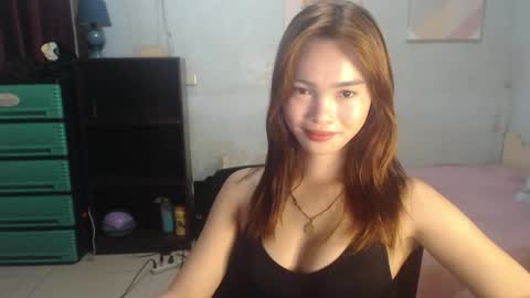 leah_fucker online show from 02.05.26