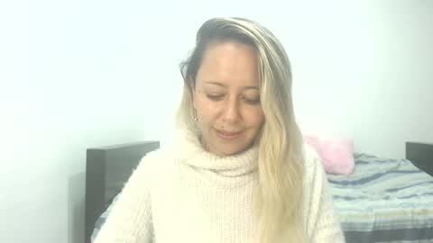 leah_susman online show from 11.07.25