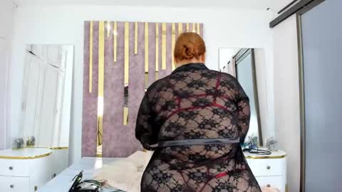 Leah  online show from 02.27.25