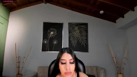 leahlombardi_ online show from 09.19.25