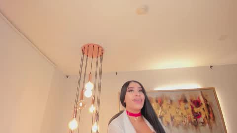 leahlombardi_ online show from 09.28.25