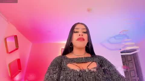 leahlombardi_ online show from 04.10.26