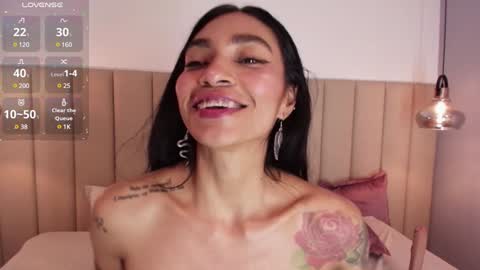 Snapshot of leamonroe__ chatting on 01.27.25 Hey Im Lea online show from 01.27.25