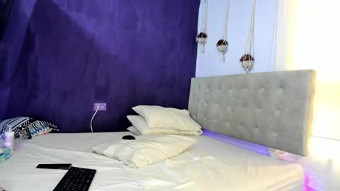 Snapshot of leamonroe__ chatting on 02.27.26 Hey Im Lea online show from 02.27.26