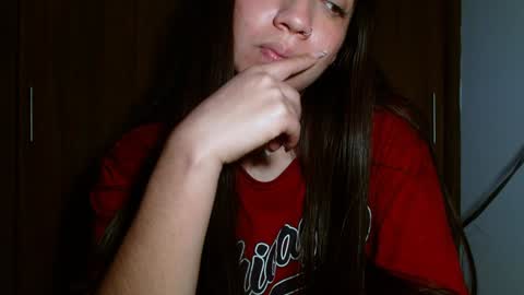 Snapshot of leanaalhub chatting on 12.12.24 leanaalhub online show from 12.12.24