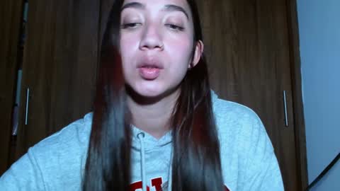 Snapshot of leanaalhub chatting on 02.08.25 leanaalhub online show from 02.08.25