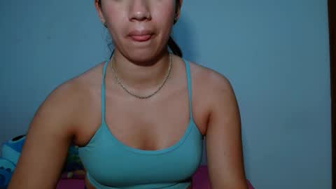 Snapshot of leanaalhub chatting on 03.07.25 leanaalhub online show from 03.07.25