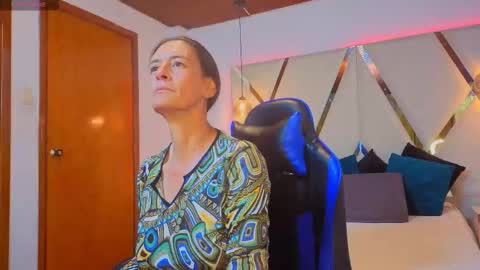 Snapshot of leanamaturex chatting on 01.14.26 leanamaturex online show from 01.14.26