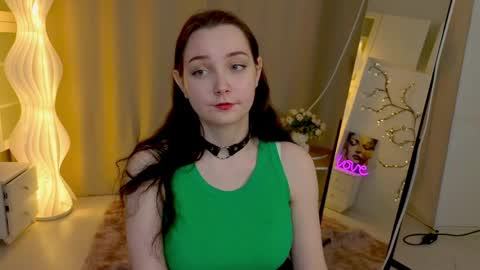 Snapshot of leandecoste chatting on 05.11.26 Jane online show from 05.11.26