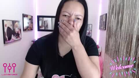 Leandra online show from 10.19.25