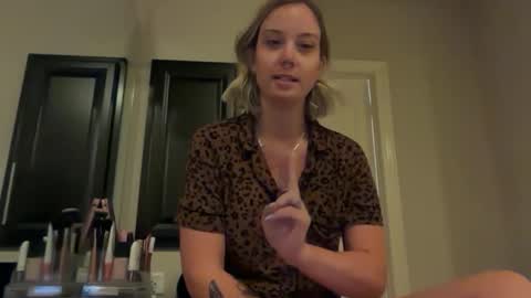 leanneluxecouple online show from 12.05.25