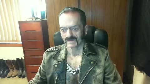 leathergreaser online show from 12.19.24