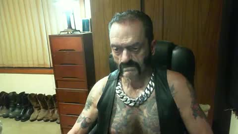 leathergreaser online show from 01.02.25