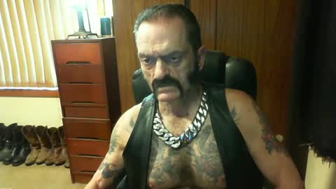 leathergreaser online show from 01.02.25