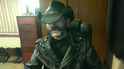leathergreaser online show from 09.21.25