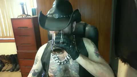 leathergreaser online show from 01.12.26