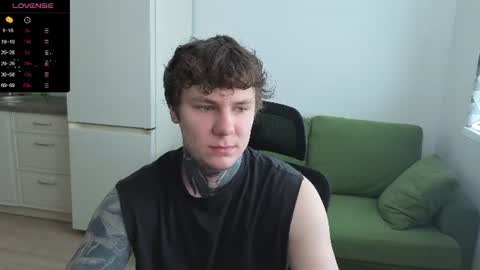Snapshot of lechery_boy chatting on 06.26.26 Lechery boy online show from 06.26.26