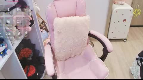 Lee online show from 04.15.26