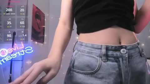 Snapshot of leehaeun7 chatting on 02.15.26 Lee Haeun online show from 02.15.26