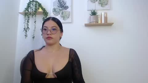 leena_rosee online show from 05.25.26