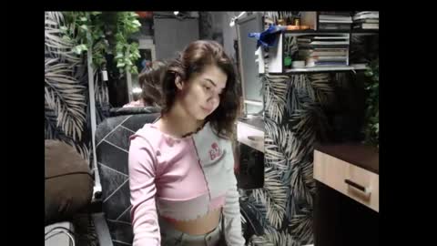 Liya online show from 09.29.25