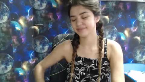 Liya online show from 11.13.25