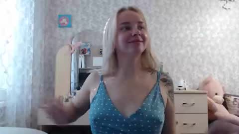 leggywily25 online show from 09.29.25